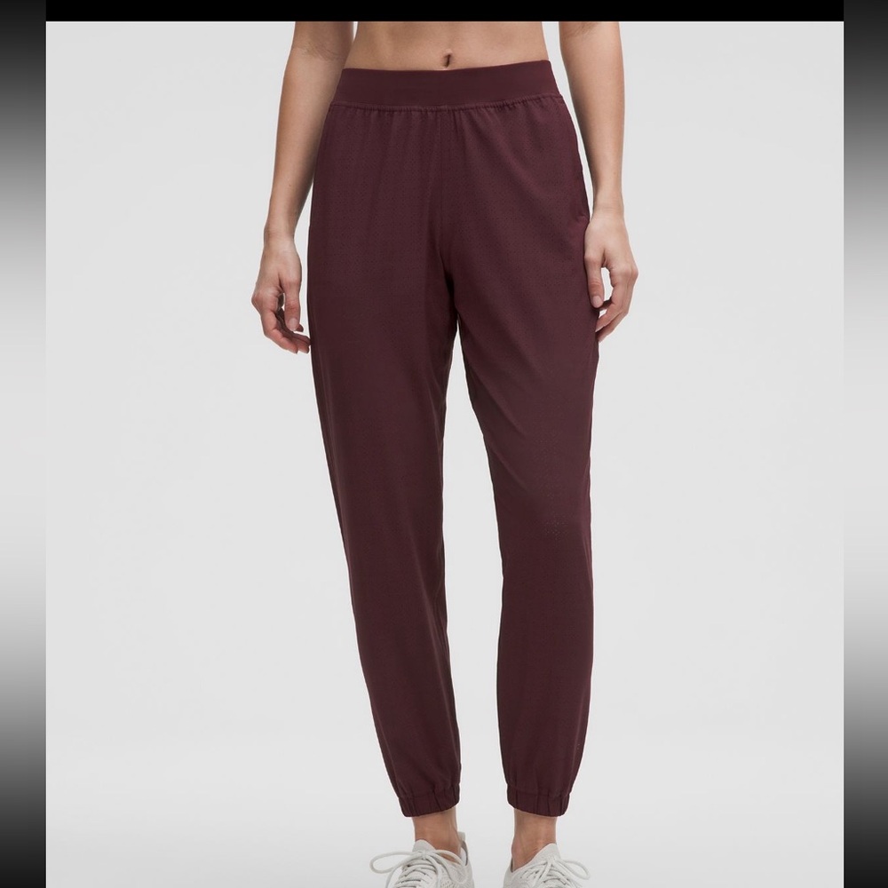 Lululemon Perforated Adapted State Joggers 6